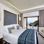 Tivoli Hotel