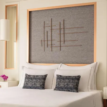 Tivoli Hotel 5*