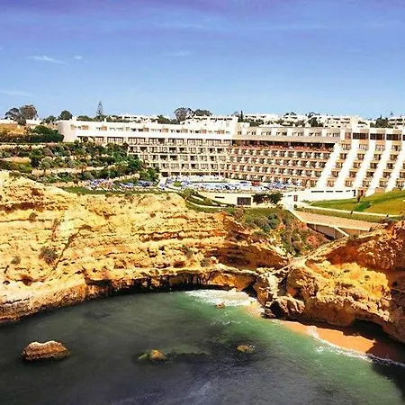 Tivoli Hotel