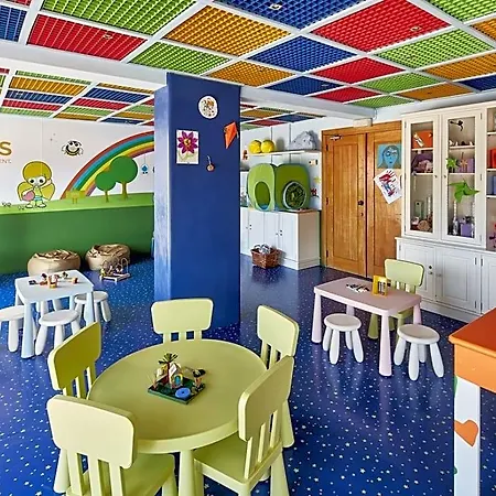 Tivoli Hotel