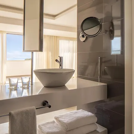 Tivoli 5* Carvoeiro (Lagoa)