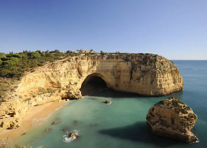 Tivoli كارفويرو